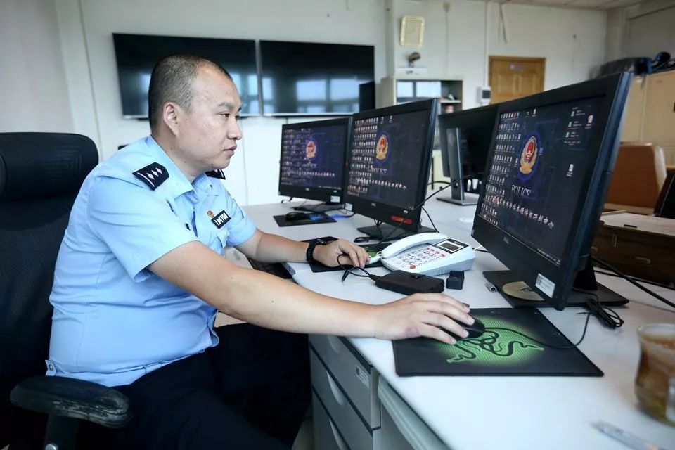 公安部交通安全微发布■幕后英雄郭峥：神探“鹰眼”如何炼成？