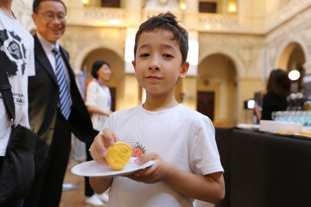 「经济日报」最近，法国掀起了汉语热潮→