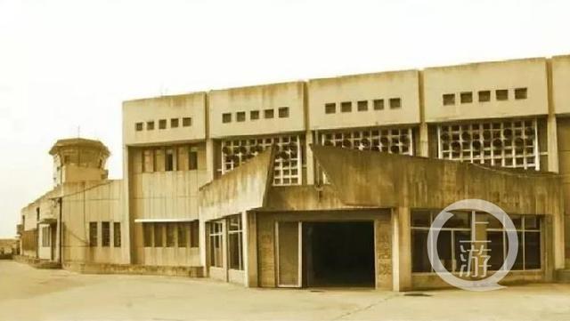 重庆历史上最早的机场,是1929年建成的广阳坝机场,它与后来兴建的珊瑚