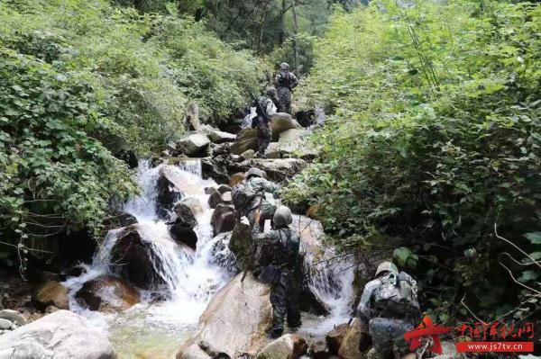 光明网@28岁的生日愿望：这天，我坚守在祖国的边防线上