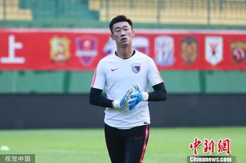中国新闻网■评论：国脚醉驾，映出一些球员荣誉感缺乏