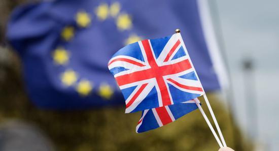 「央视」英国工党声明草案：若执政 半年解决“脱欧”问题