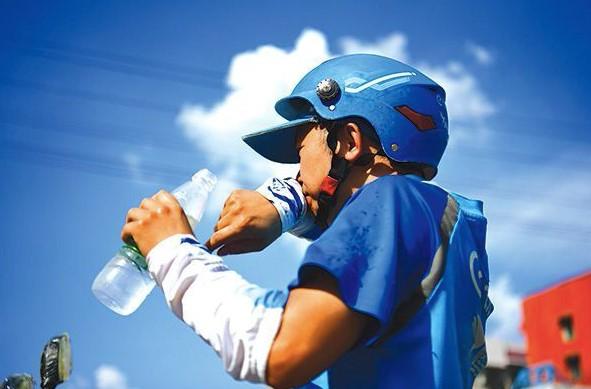 「环球网」口碑饿了么宣布提前完成“三个100万”目标