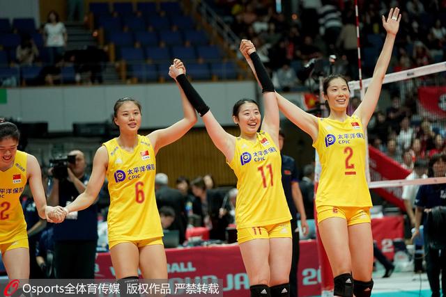 「澎湃新闻」现场｜超级朱婷引发日本记者惊叹，中国女排总在细节闪光