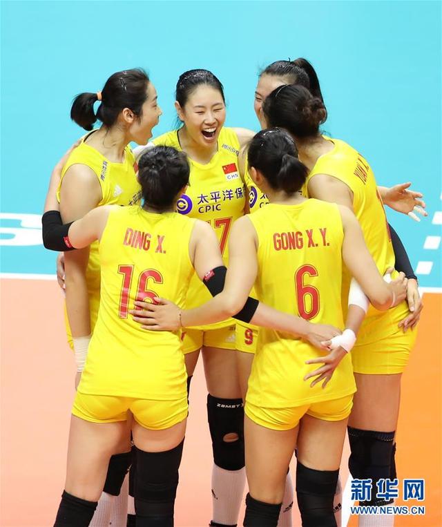 新华网：排球——女排世界杯：中国队战胜美国队