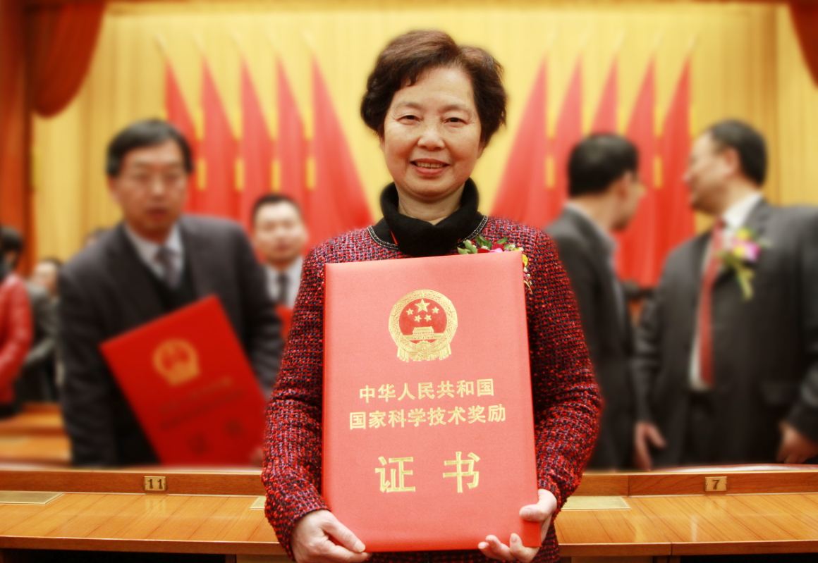 名医与共和国共成长丨陈赛娟心中有国家医心为患者