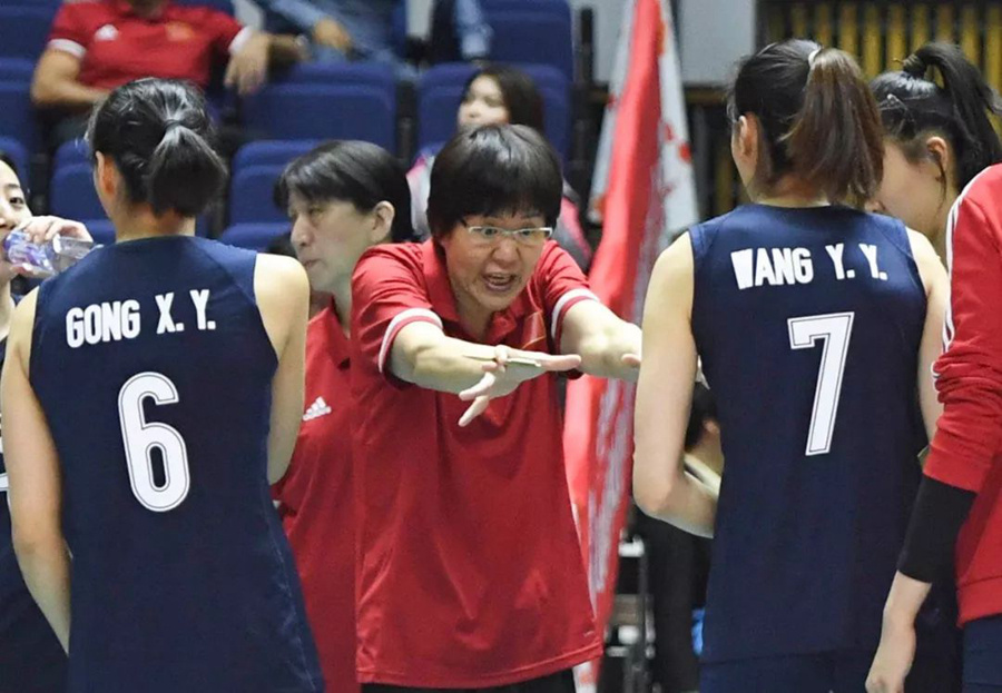 新华社■“八”面威风！又一个3:0，中国女排八连胜！