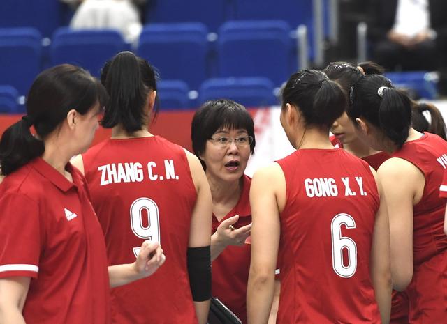 「北京日报客户端」中国女排3-0轻取肯尼亚豪取世界杯八连胜，张常宁、姚迪首发出阵
