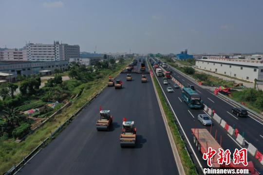 「中国新闻网」运行23年远超承载力 佛开高速扩建项目将完成