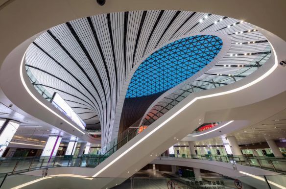 #华商报#今日首飞！带你探访“高颜值”大兴机场背后的“硬核”工程奥秘