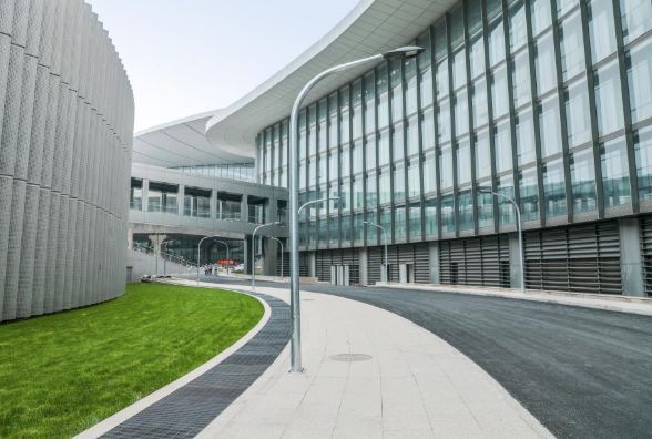 #华商报#今日首飞！带你探访“高颜值”大兴机场背后的“硬核”工程奥秘