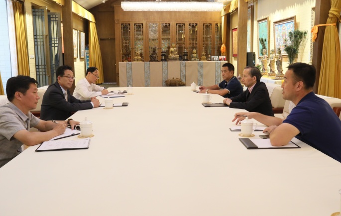 「海外网」龙宇翔会见朝鲜文化省外事局局长金明钟