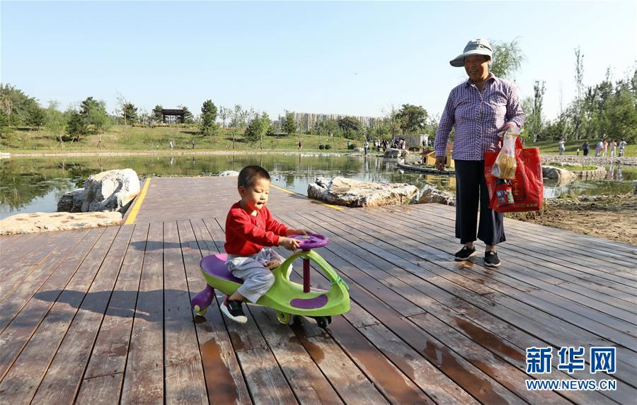 「新华网」百姓公园 造福市民