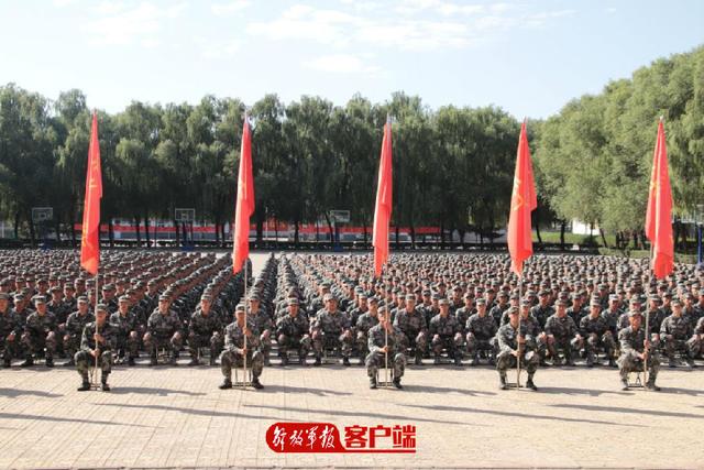 「中国军网」新兵，开训！00后“萌新”秒变“真正男子汉”