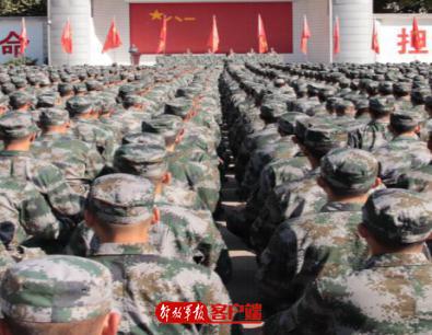 「中国军网」新兵，开训！00后“萌新”秒变“真正男子汉”