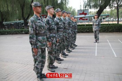 「中国军网」新兵，开训！00后“萌新”秒变“真正男子汉”