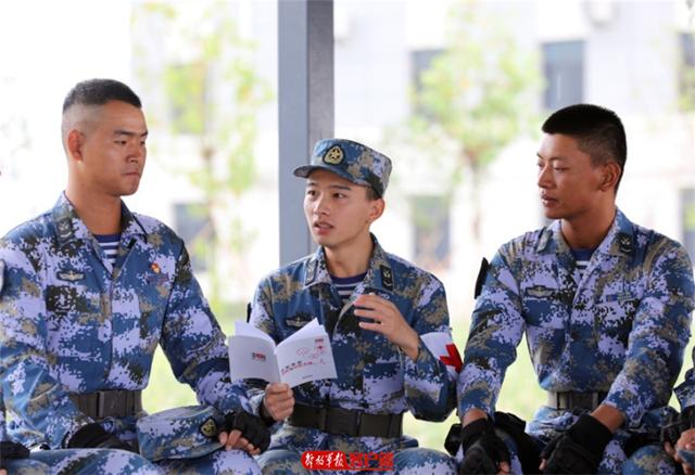 #中国军网#对抗炎热，阅兵村里有“清凉法”