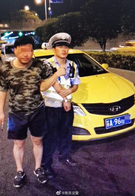 光明网@的哥被查酒驾反问“出租车也要查？”