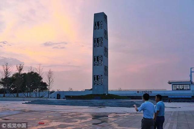 中国日报网@「组图」70个地标见证共和国成长的脚步（1989-1998）