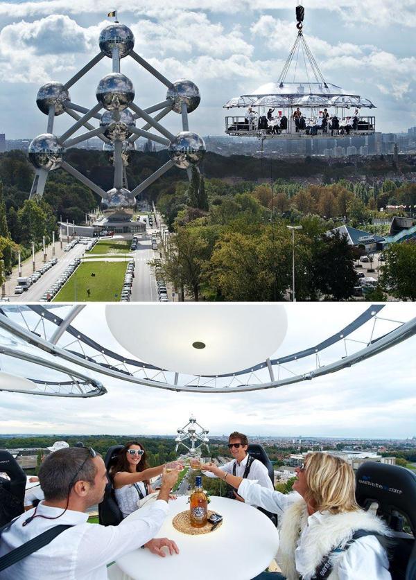 「光明网」全球奇葩餐厅图鉴：与蛇共进晚餐 坐轮椅饮“血”