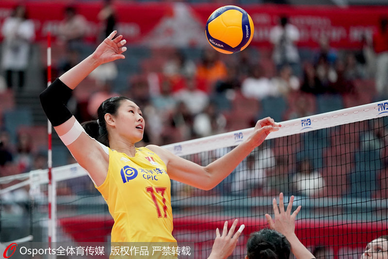 [人民网-体育频道]高清：女排世界中国3-0横扫塞尔维亚 十战全胜提前成功卫冕！