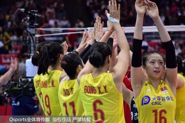 [澎湃新闻]十连胜后 郎平一句话又上热搜