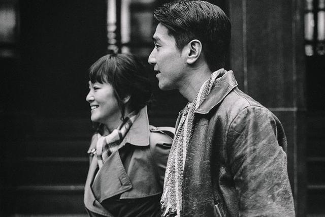 她被指专程回来出演谭呐的《礼拜六小说》,而两人也在密谋远走高飞