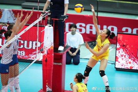 光明网：中国女排十连胜！十夺冠！十全十美