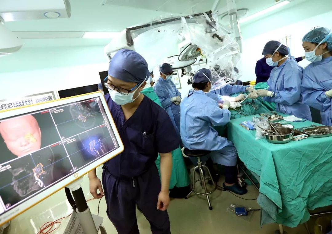 「经济日报」14亿人的健康如何守护？这是中国的答案