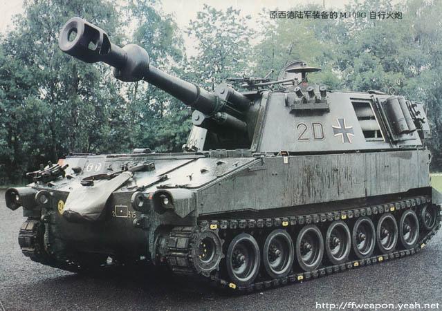 这两种自行榴弹炮都采用m41轻型坦克的底盘,高大笨重,动力装置为汽油