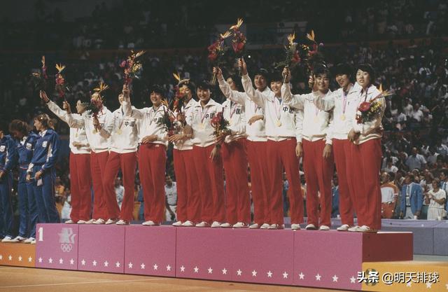 中国女排十冠回顾丨1981首登世界之巅先后五次世界杯折桂