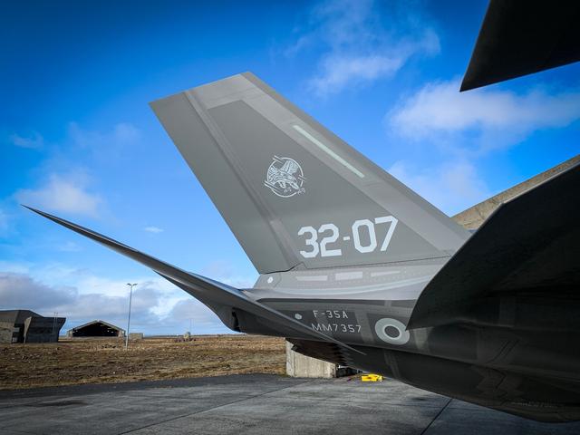 【环球网】北约F35战斗机部署到冰岛 将首次执行作战防空任务