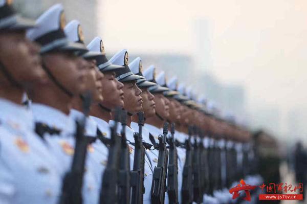 光明网：万众期待！阅兵方阵掠影