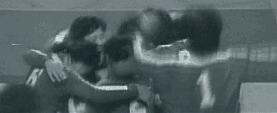 「文汇报」视频│几代中国人的荣光与泪水，都在这部正刷屏的电影《我和我的祖国》里