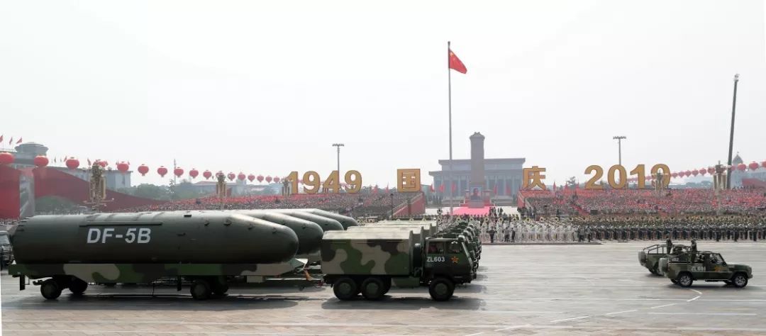 「中国军网」装备方队高清大图，震撼来袭！