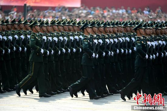 【中国新闻网】民兵方队