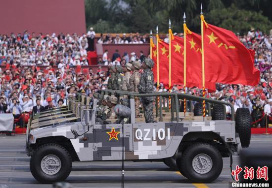 【中国新闻网】民兵方队
