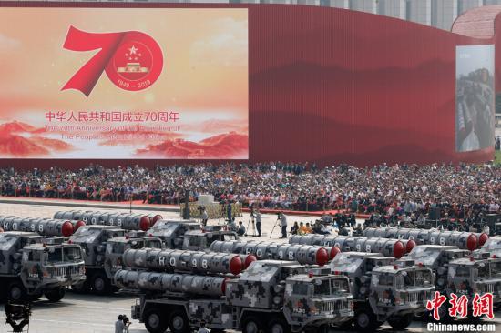中国新闻网：长剑-100巡航导弹方队