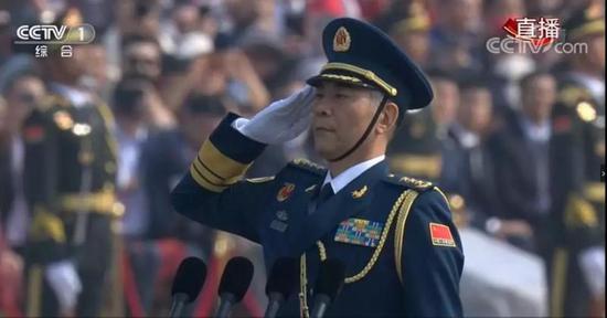 光明网：首次 空军上将担任国庆阅兵总指挥