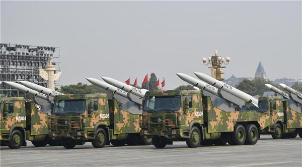 新华网：高清大图丨舰载防空武器方队