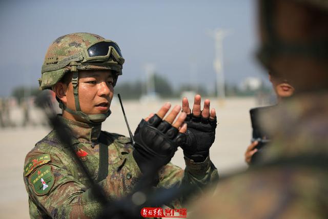 中国军网@阅兵训练场上，他三次立下军令状