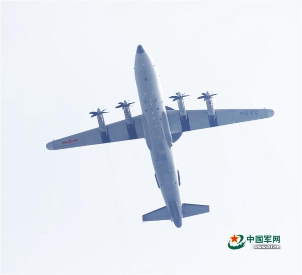 中国网■超燃时刻：战机轰鸣 近距离看飞机