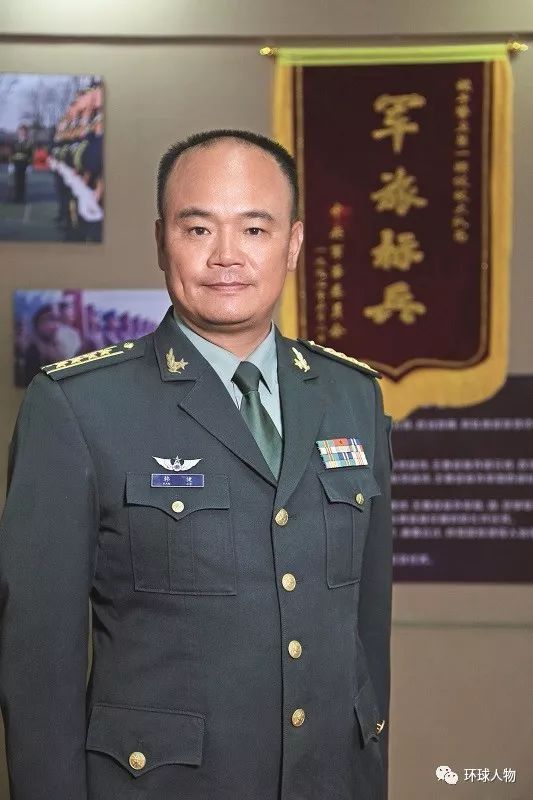 新浪新闻综合■成为中国最帅天团背后:日“砸”4万步 血泡摞血泡