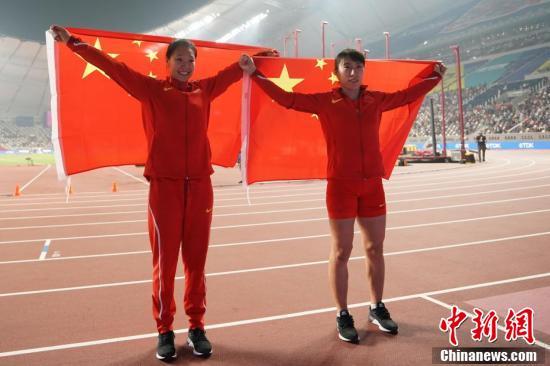 「中国新闻网」多哈田径世锦赛：中国选手刘诗颖和吕会会分获女子标枪亚军与季军