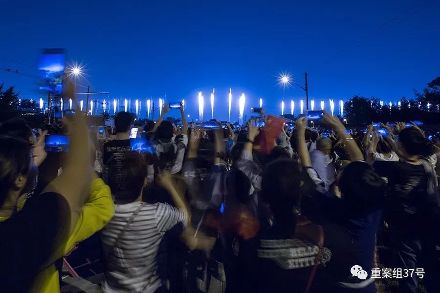 【新京报】揭秘国庆烟花：曾两次试燃放失败 试验上百次