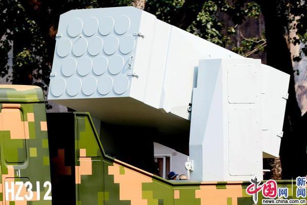 「中国网」来了来了！大阅兵武器装备车队来了