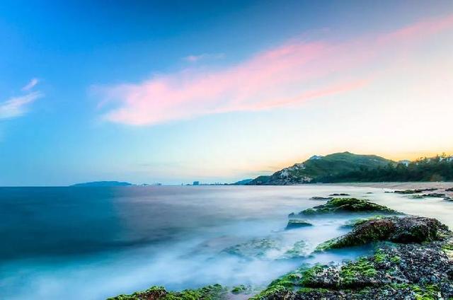 【上游新闻】「国庆攻略」人少景美的国内海岛，坐上高铁就能到