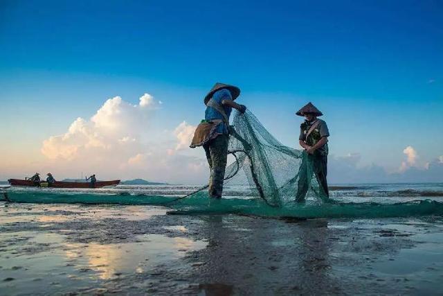 【上游新闻】「国庆攻略」人少景美的国内海岛，坐上高铁就能到