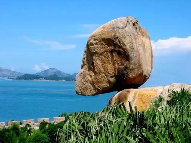 【上游新闻】「国庆攻略」人少景美的国内海岛，坐上高铁就能到