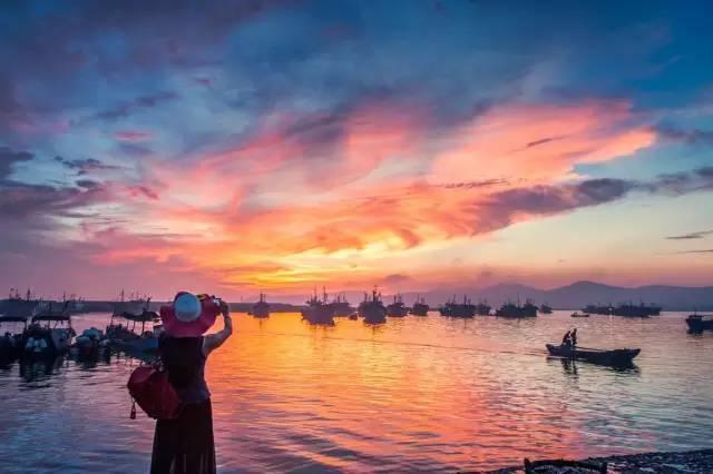 【上游新闻】「国庆攻略」人少景美的国内海岛，坐上高铁就能到